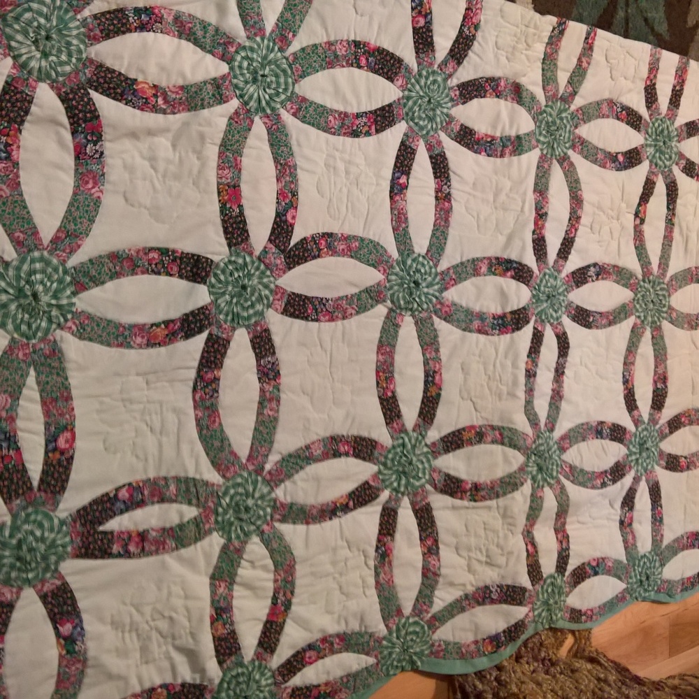 Double Wedding Ring Quilt green rose King size
